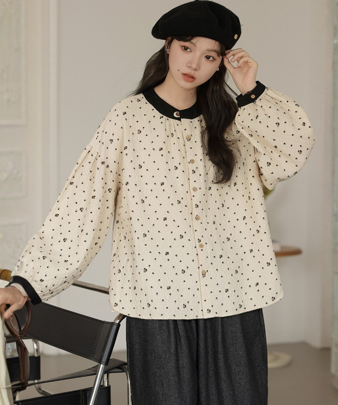 配色バンドカラー小花柄ブラウス