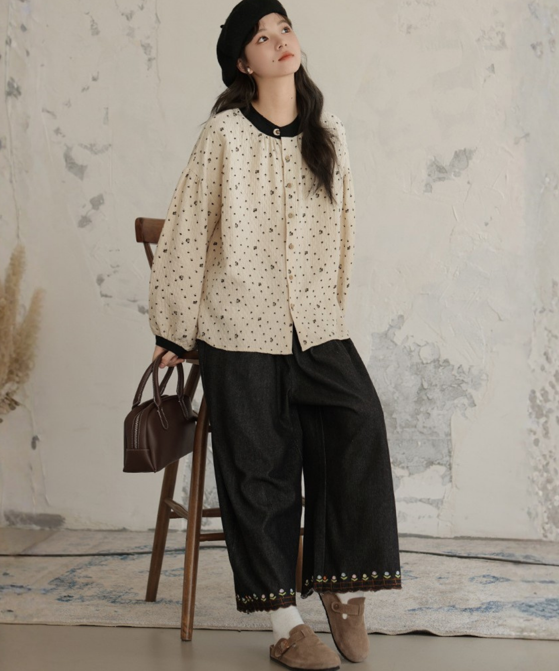 配色バンドカラー小花柄ブラウス