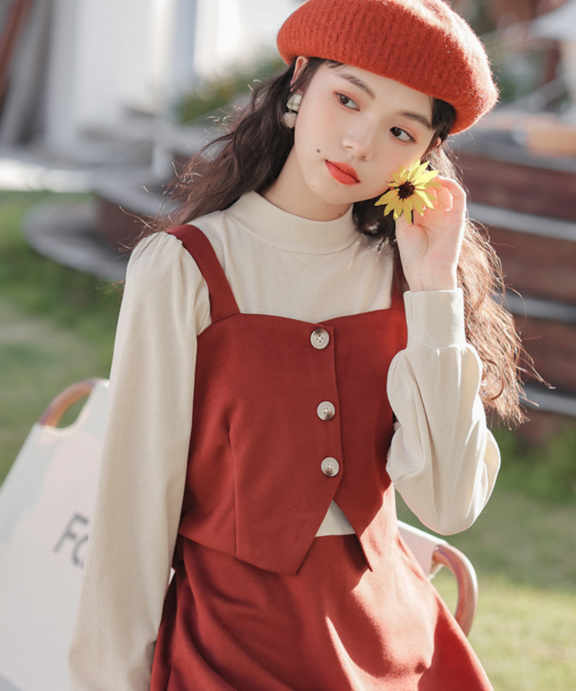 肩紐付きビスチェ風フェイクレイヤードワンピース