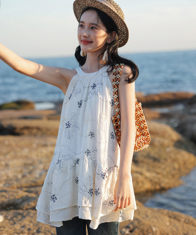 ボタニカル刺繍段切替フレアブラウス