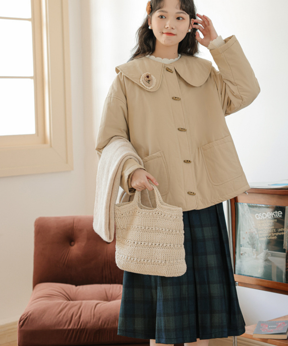 フラワーモチーフ付きビッグカラートグルジャケット