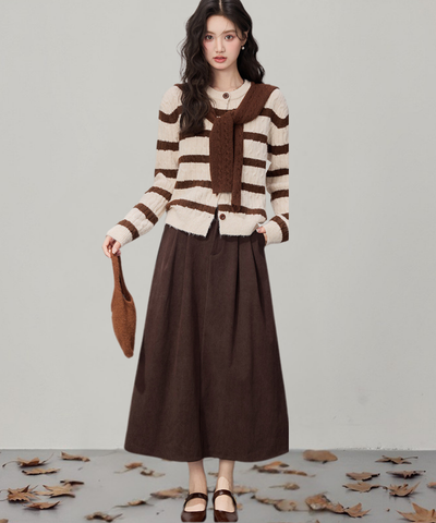 肩掛け風ショール付きボーダー柄ケーブル編みカーディガン