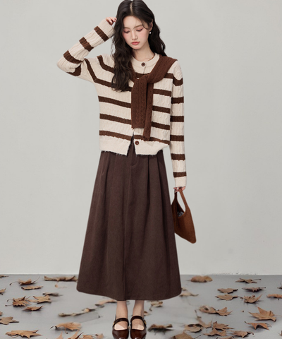 肩掛け風ショール付きボーダー柄ケーブル編みカーディガン