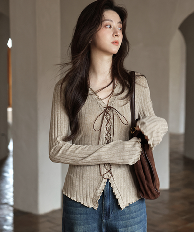 フロントレースアップリブメロウカットソー