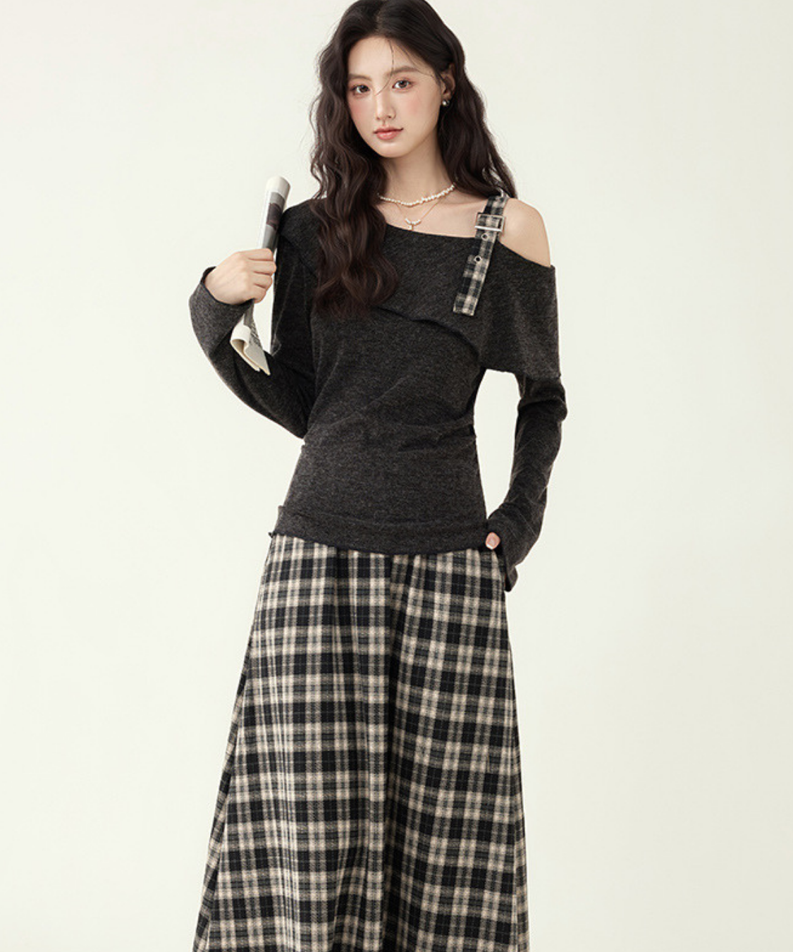 アシンメトリーボートネックトップス＋チェックフレアスカート 2点セット