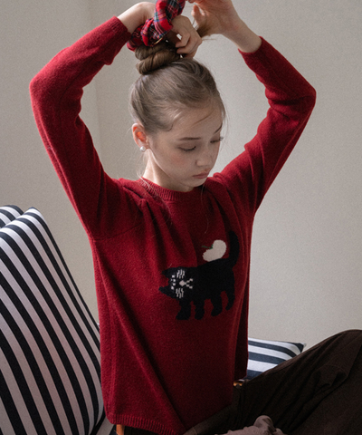 クルーネック黒猫デザインニット