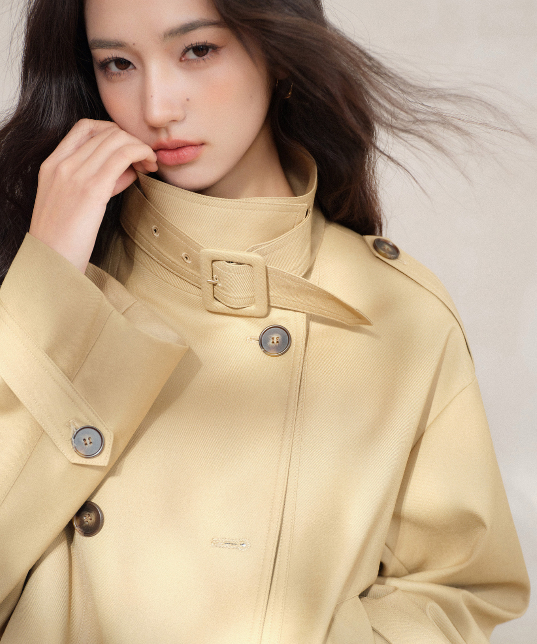 スタンドカラーベルト付きショートトレンチ – jemiremi（ジェミレミ）