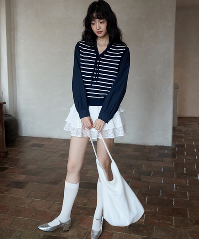 フリル付きVネックボーダーニット切替長袖ブラウス