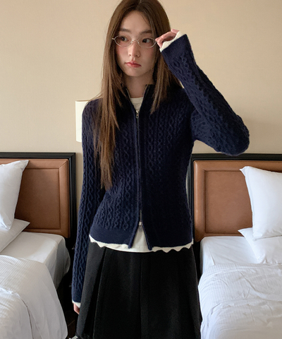 ケーブルジップカーディガン