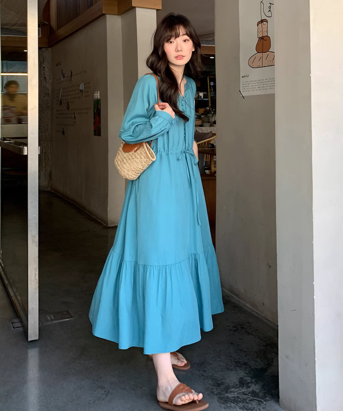スリットVネックロングワンピース
