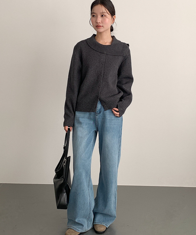 アシンメトリーリブカラーデザインニット