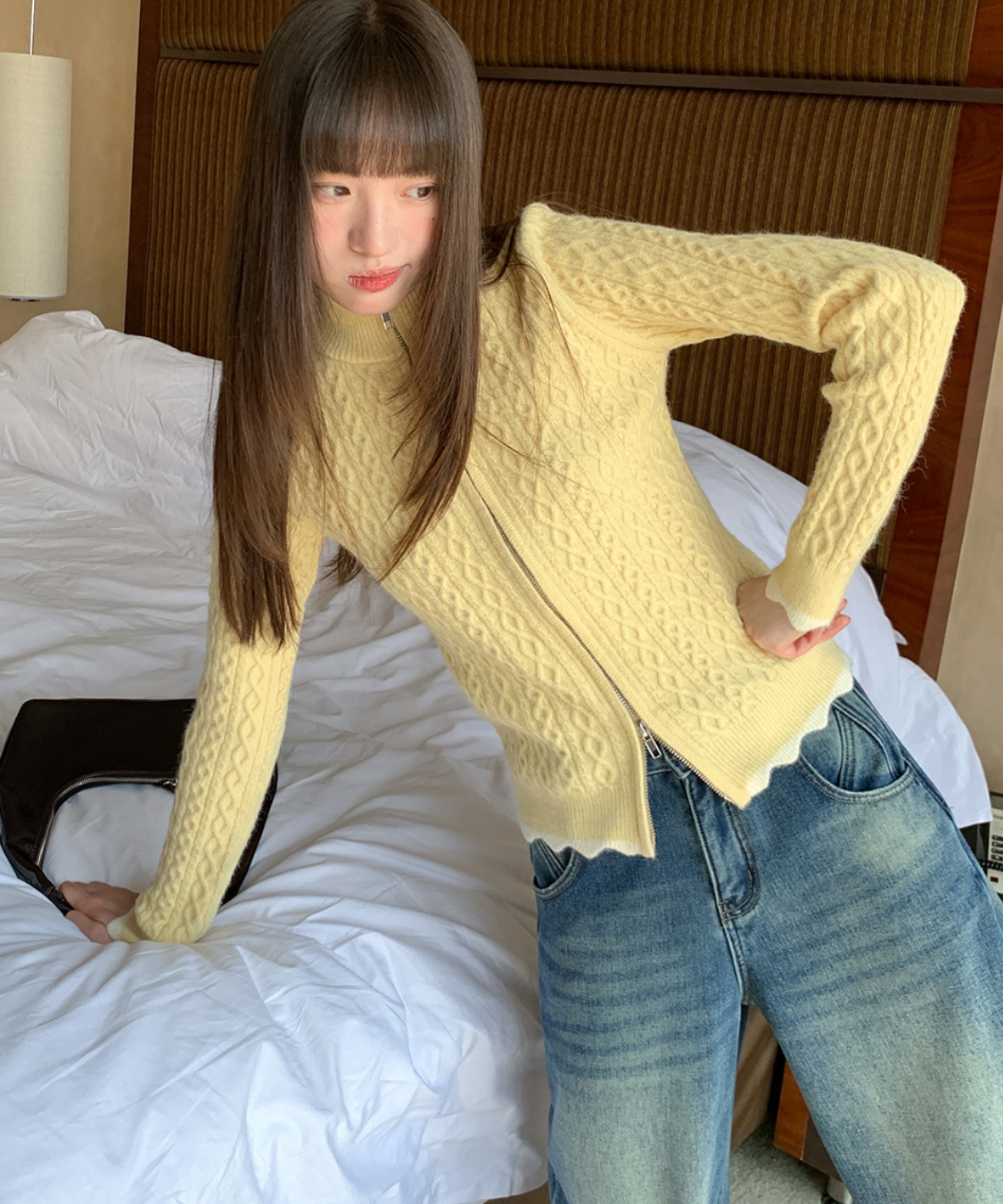 ケーブルジップカーディガン