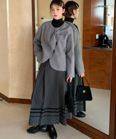 ノーカラーリボン襟トグルボタンジャケット