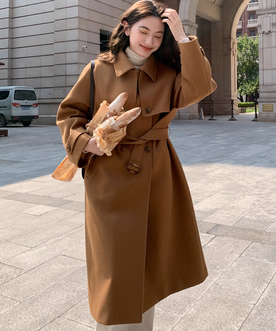 【冬編】「ロングコート×デニムパンツ」でシンプルにまとめる【30代】