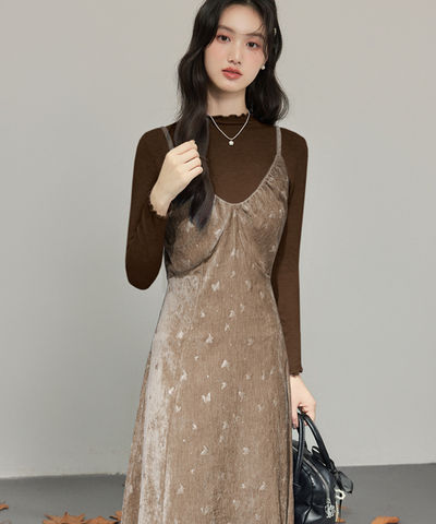 バタフライモチーフキャミワンピ＋ハイネックトップス 2点セット