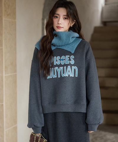 リブネックウォーマー付きロゴスウェット