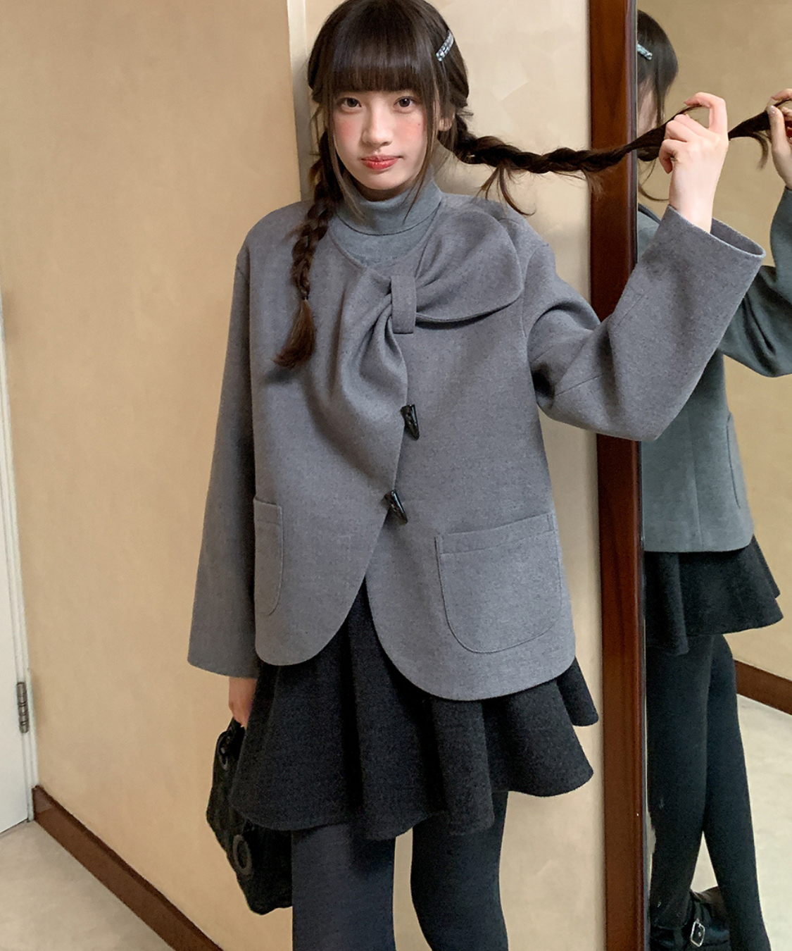 ノーカラーリボン襟トグルボタンジャケット