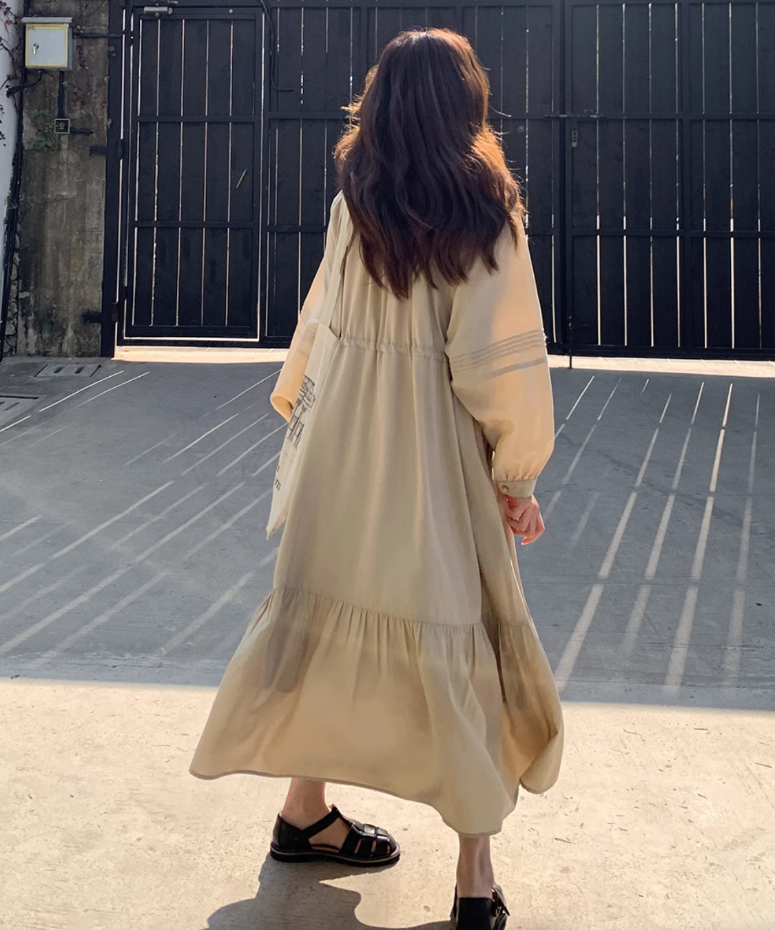 スリットVネックロングワンピース