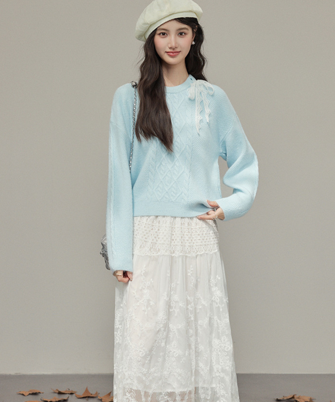 肩レースリボン付きケーブル編みニット