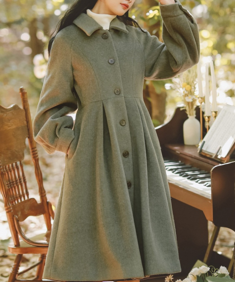 What is the appeal of one-tone outfits?