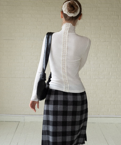 バックレーススカラップハイネックカットソー