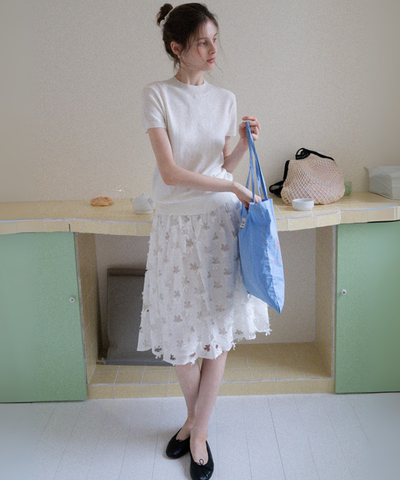 ハイウエストフラワーカットワークスカート