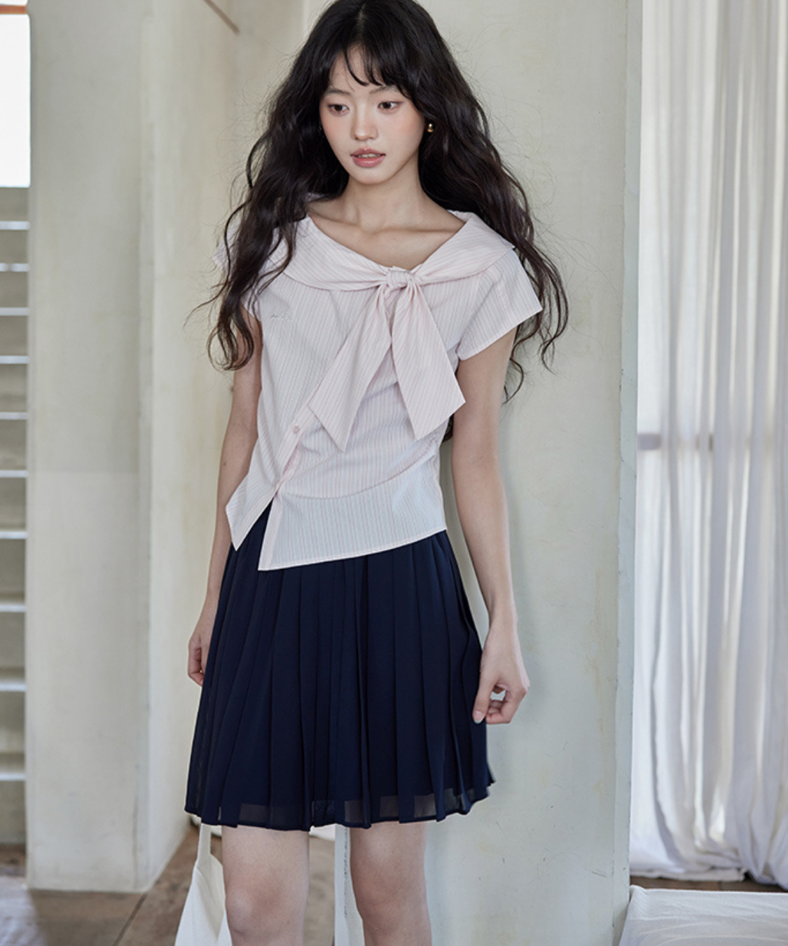 ショールカラービッグリボンストライプブラウス