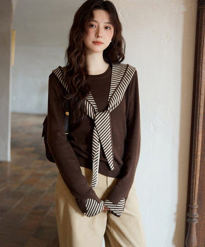 ボーダーフードショール付きクルーネックニットトップス