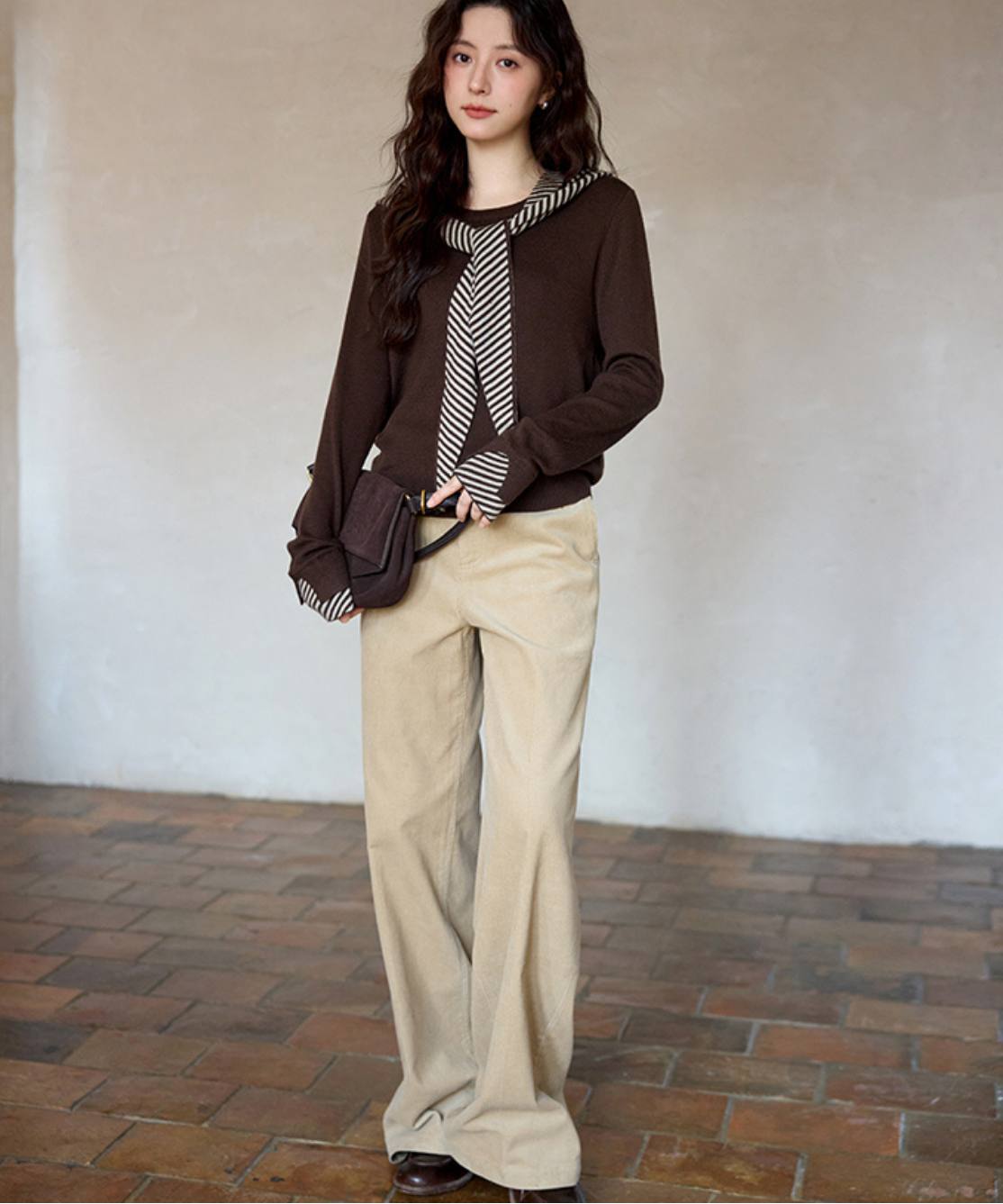 ボーダーフードショール付きクルーネックニットトップス