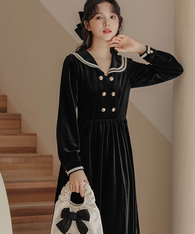 ベロアセーラーカラーダブルボタンワンピース