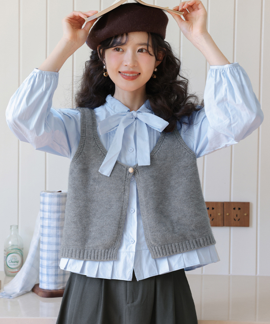 裾プリーツボウタイブラウス＋ショートニットベスト 2点セット