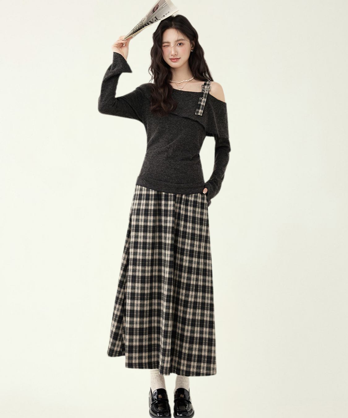 アシンメトリーボートネックトップス＋チェックフレアスカート 2点セット