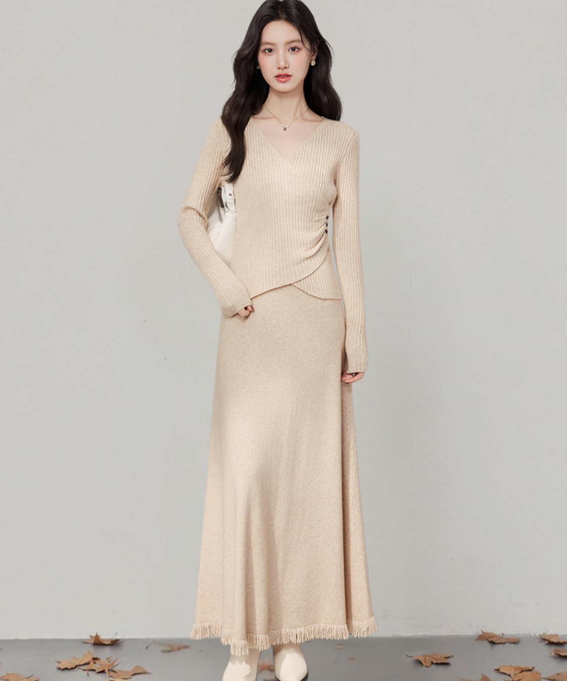 カシュクール風リブニットトップス＋フリンジロングスカート 2点セット