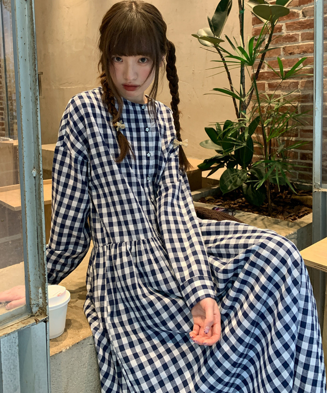 ギンガムチェックフラワーボタンギャザーワンピース – jemiremi