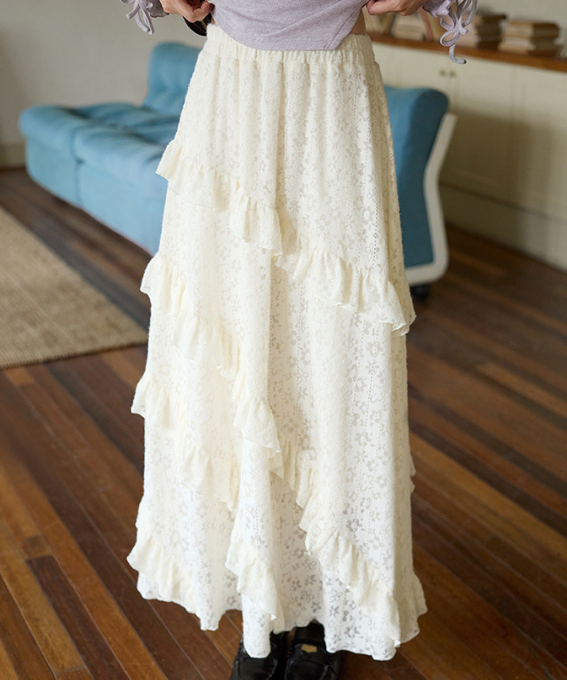 斜めフリルティアードレーススカート