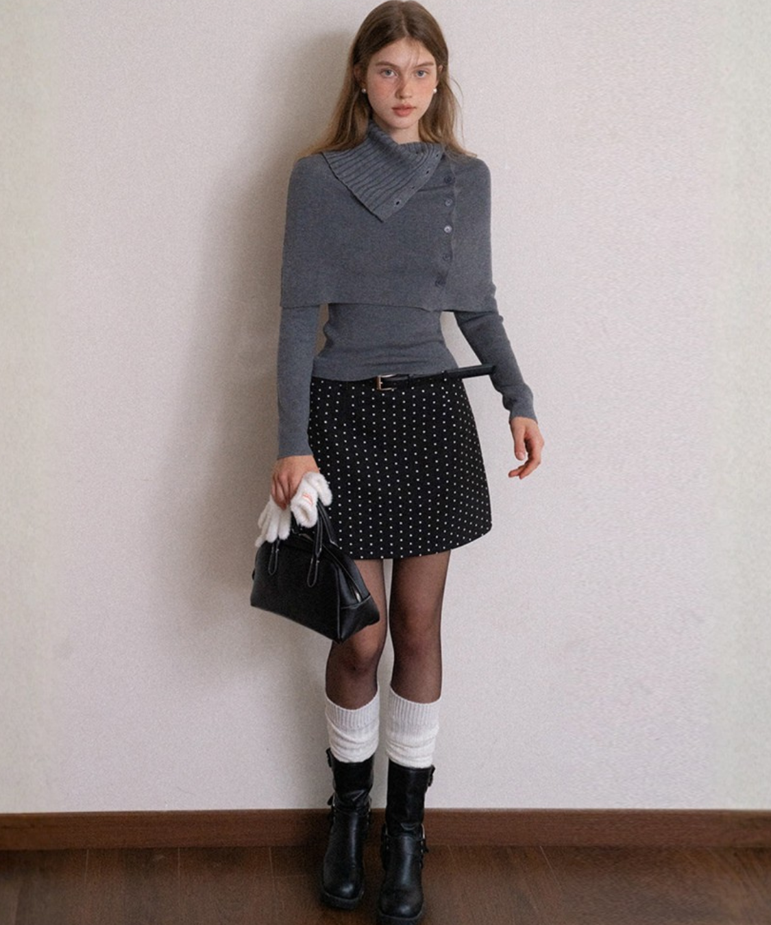 ベルト付きドット柄ミニスカート