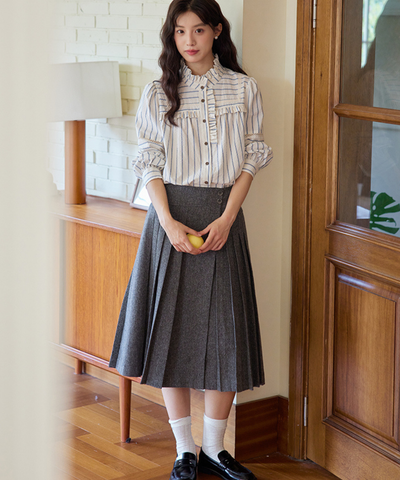 サイドボタンディテールラップ風プリーツスカート