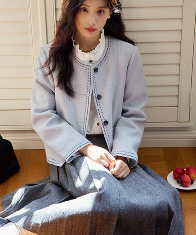 サイドボタンディテールラップ風プリーツスカート