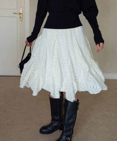 レースイレギュラーヘムスカート