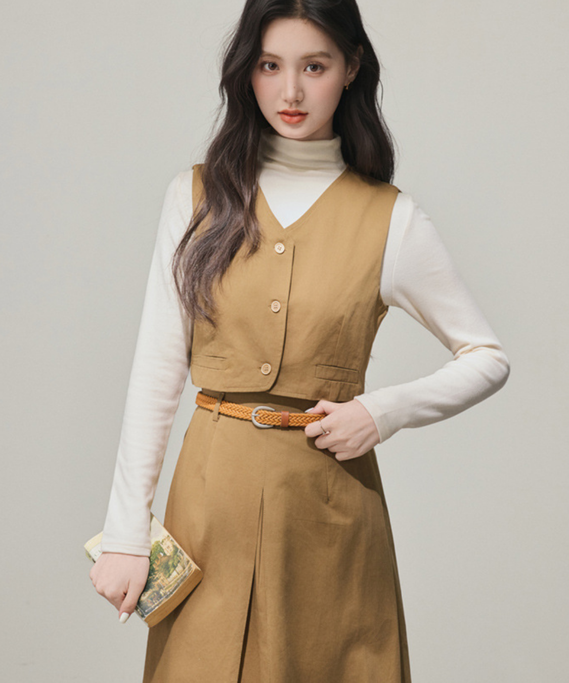 Vネックショートベスト＋インタックスカート 2点セット