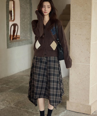 チェック柄アシンメトリーフレアスカート