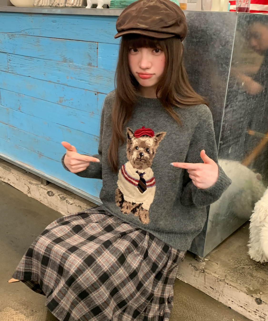 ドッグ柄クルーネックニットセーター