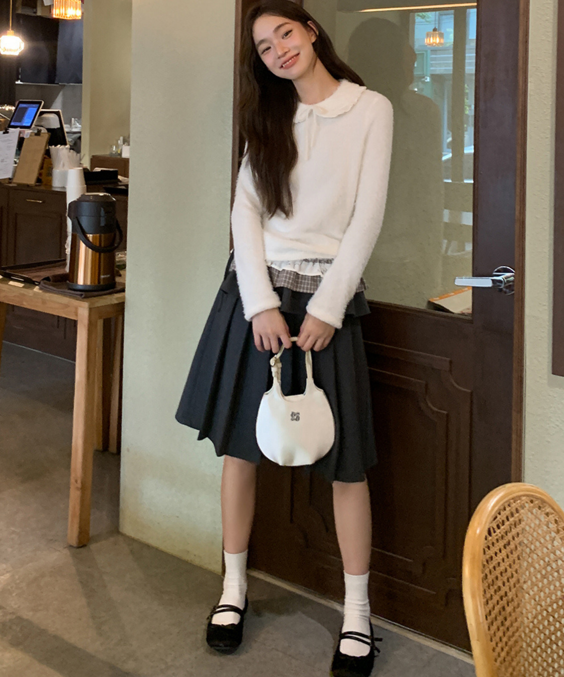 フリル巻き風アクセント付きプリーツスカート