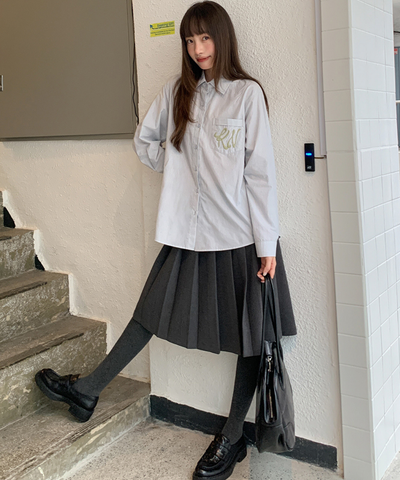 フリル巻き風アクセント付きプリーツスカート