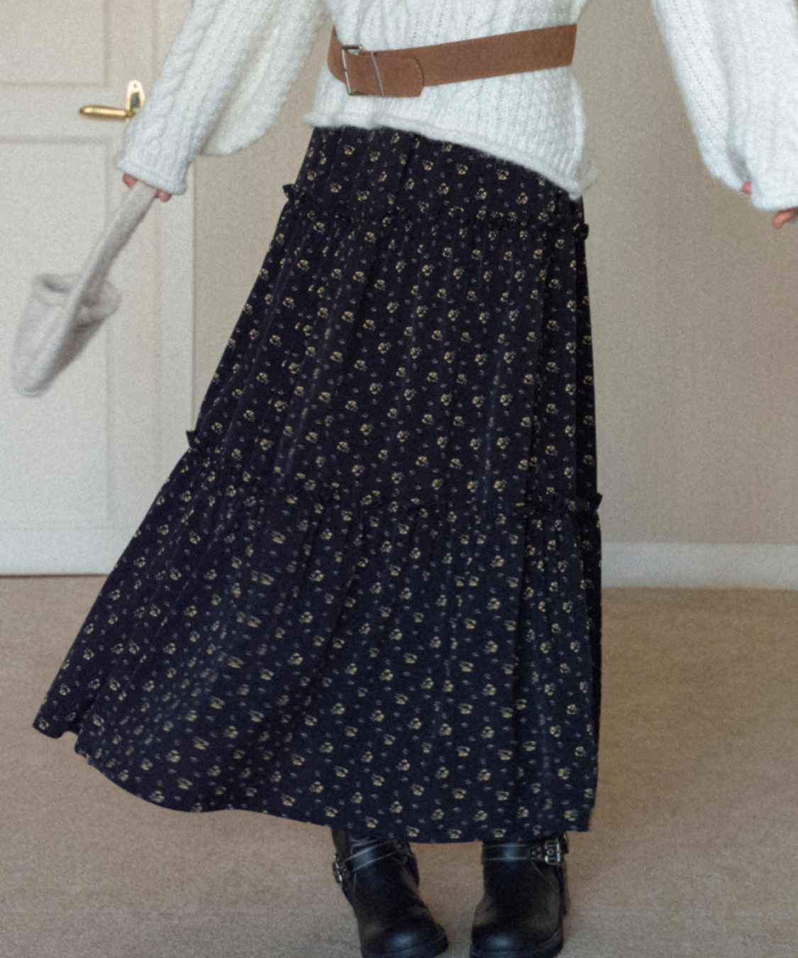 小花柄フレアティアードスカート