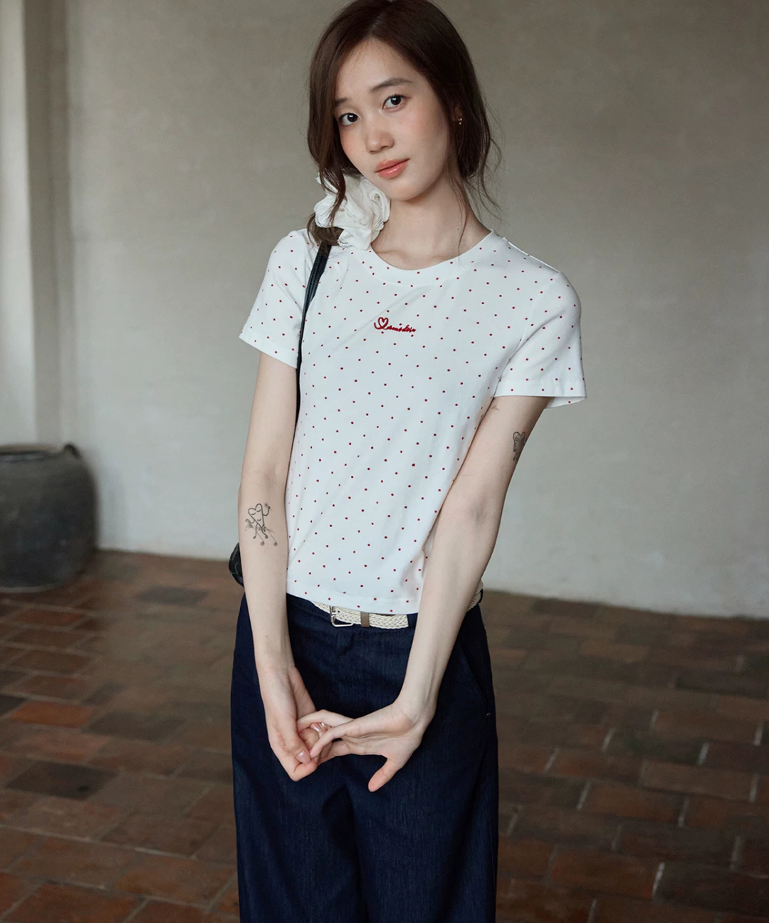 ドット柄ロゴ刺繍半袖Tシャツ – jemiremi（ジェミレミ）