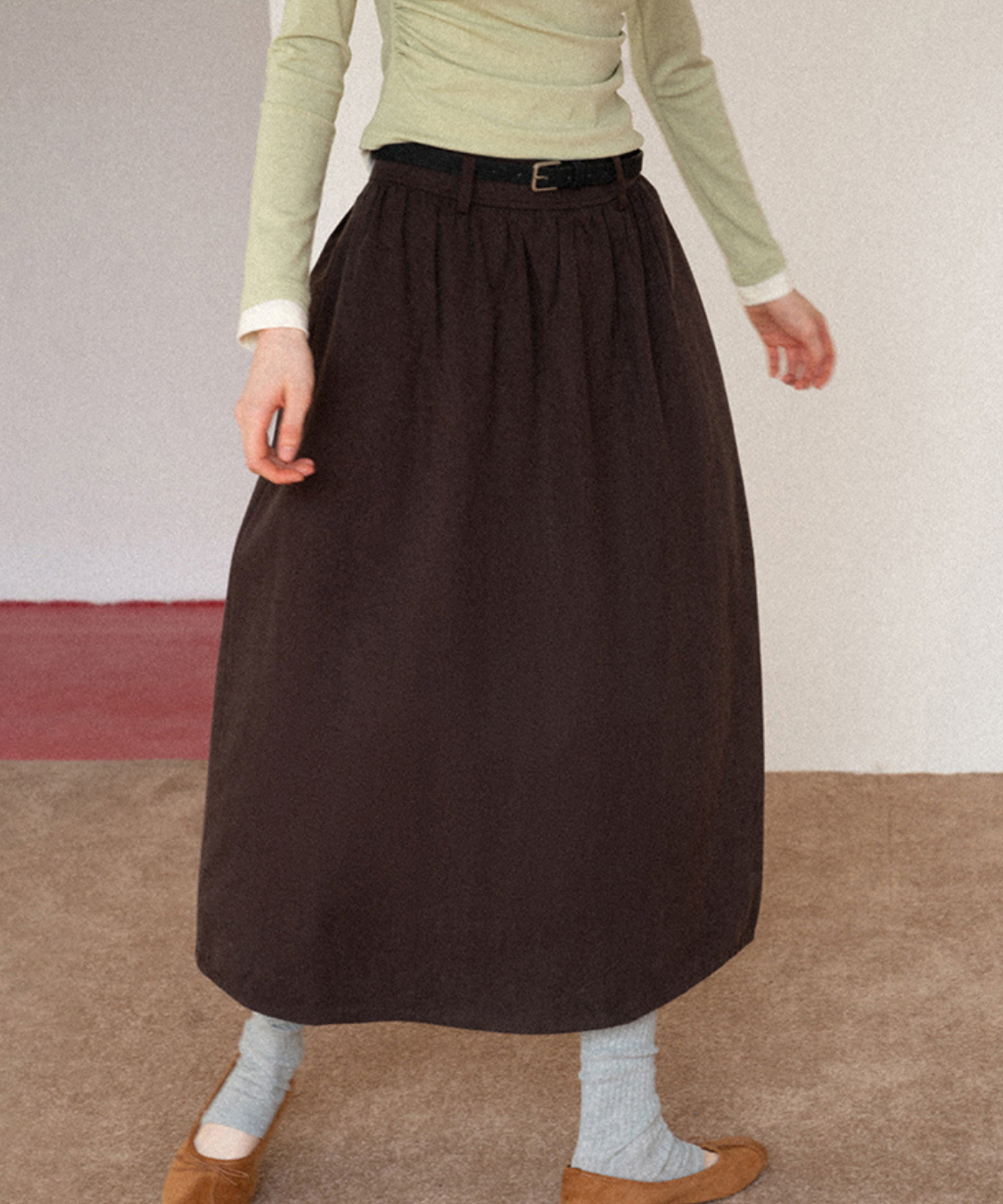 ベルトポーチ付きギャザーロングスカート