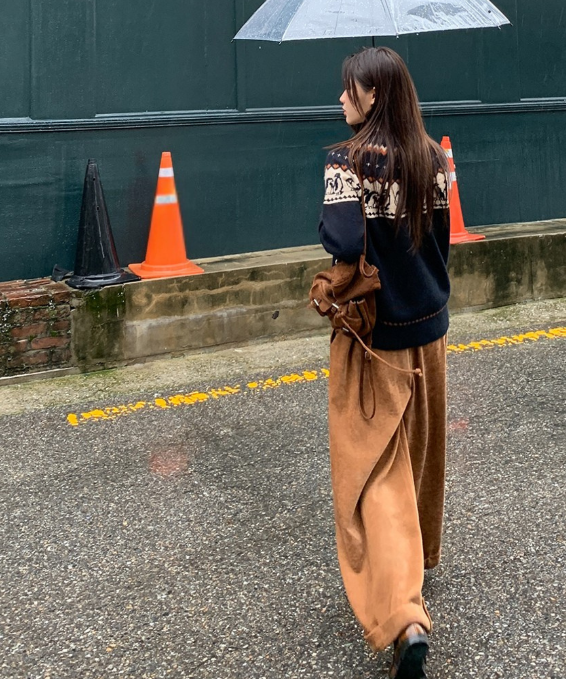 ベロア調裾ダブルワイドパンツ