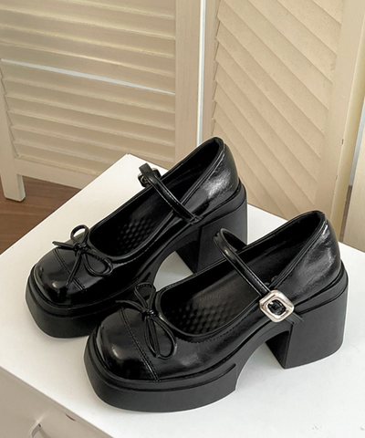 ストラップ付きリボンチャンキーシューズ