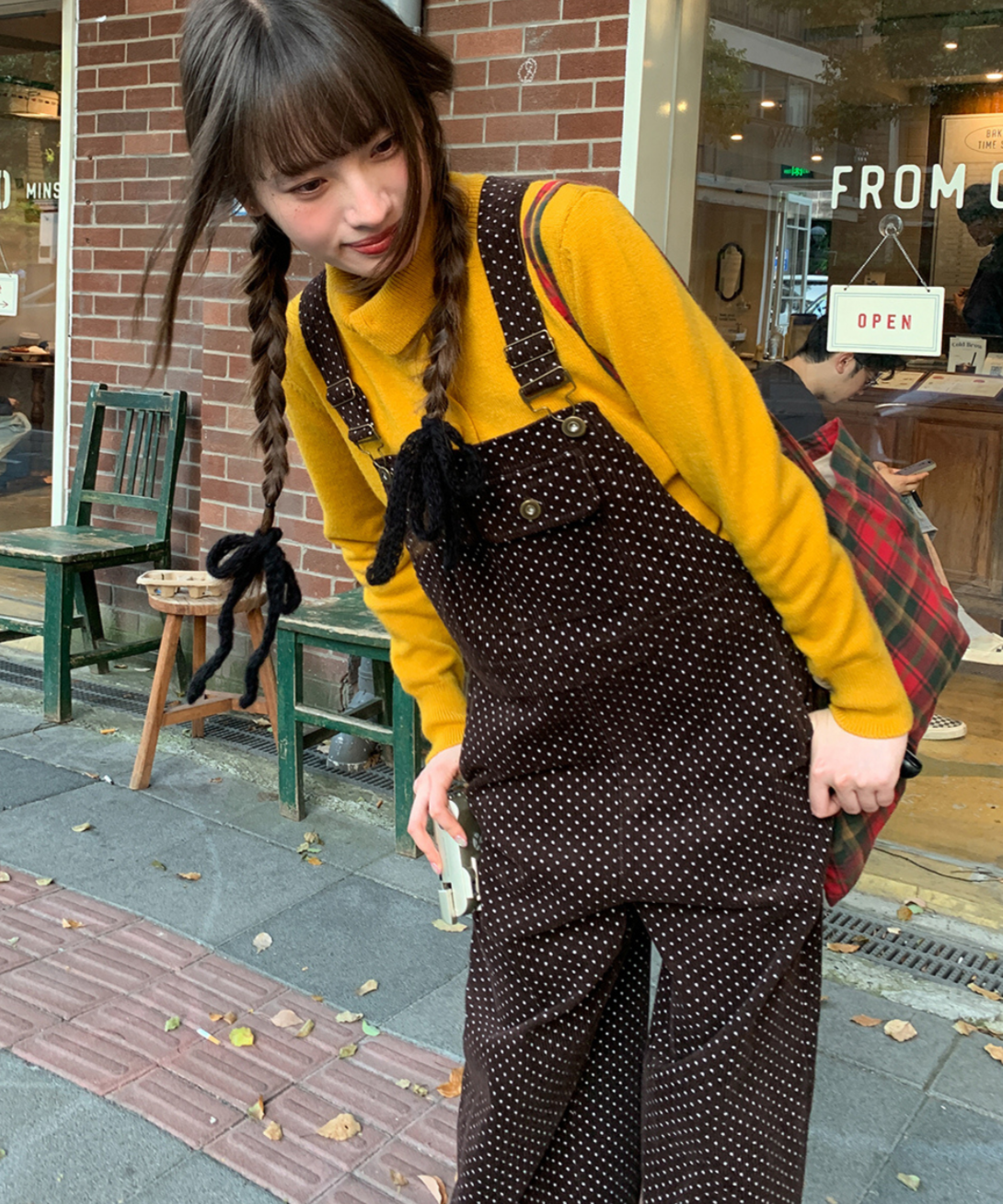 ドット柄ワイドサロペットパンツ